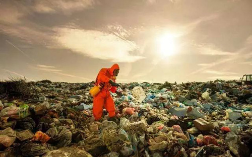 婁底市浩天環(huán)?？萍加邢薰?婁底危險廢物經(jīng)營,環(huán)保技術(shù)開發(fā)及咨詢推廣,環(huán)境設(shè)施建設(shè),危險廢物運(yùn)營管理